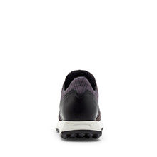 Carica l&#39;immagine nel visualizzatore di Gallery, Sneakers Valentino con monogram VVV.Colore nero, con dettagli in pelle e camoscio. Lacci neri e scritta valentino sulla linguetta.