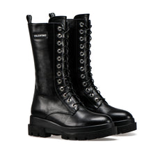 Carica l&#39;immagine nel visualizzatore di Gallery, VALENTINO Combat Boots in pelle nera